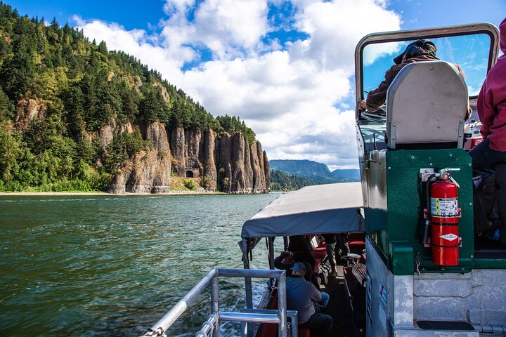 7 Wonders of the Gorge 3.5-Hour Jetboat Cruise - Photo 1 of 11